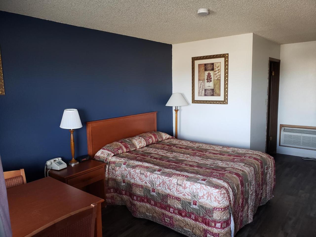 פאלון Budget Inn מראה חיצוני תמונה